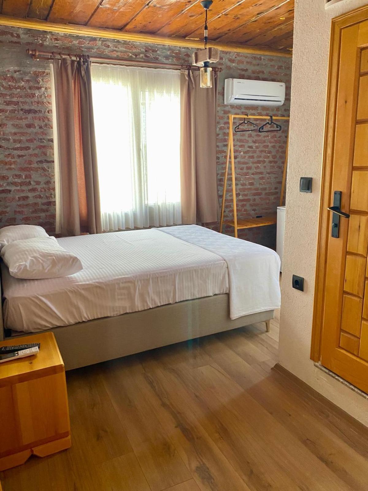 Hotel Moj Dom Kuecuekkoey Extérieur photo